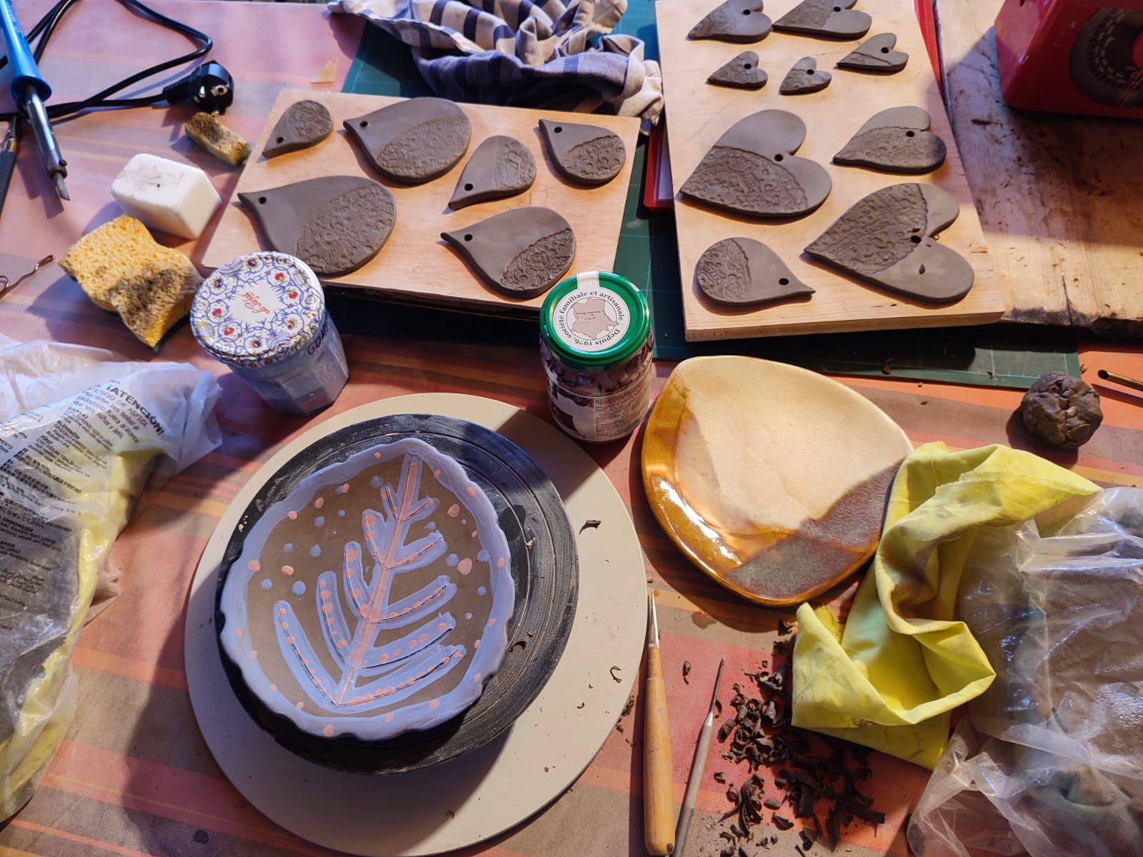 Atelier terre modelage poterie
